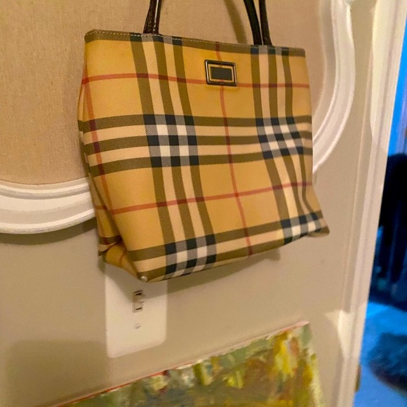 Burberry Mini Bag - Picture 6 of 7